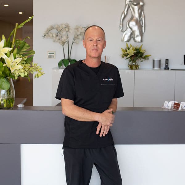 Aesthetician at Cirumed Clinic, Marbella, Spain, ready for plastic surgery consultations.